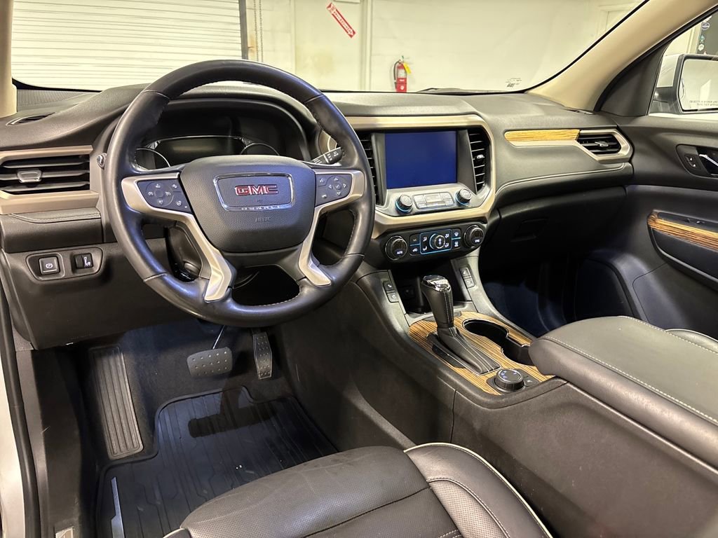 Used 2019 GMC Acadia Denali w/ Technology Package image 30
