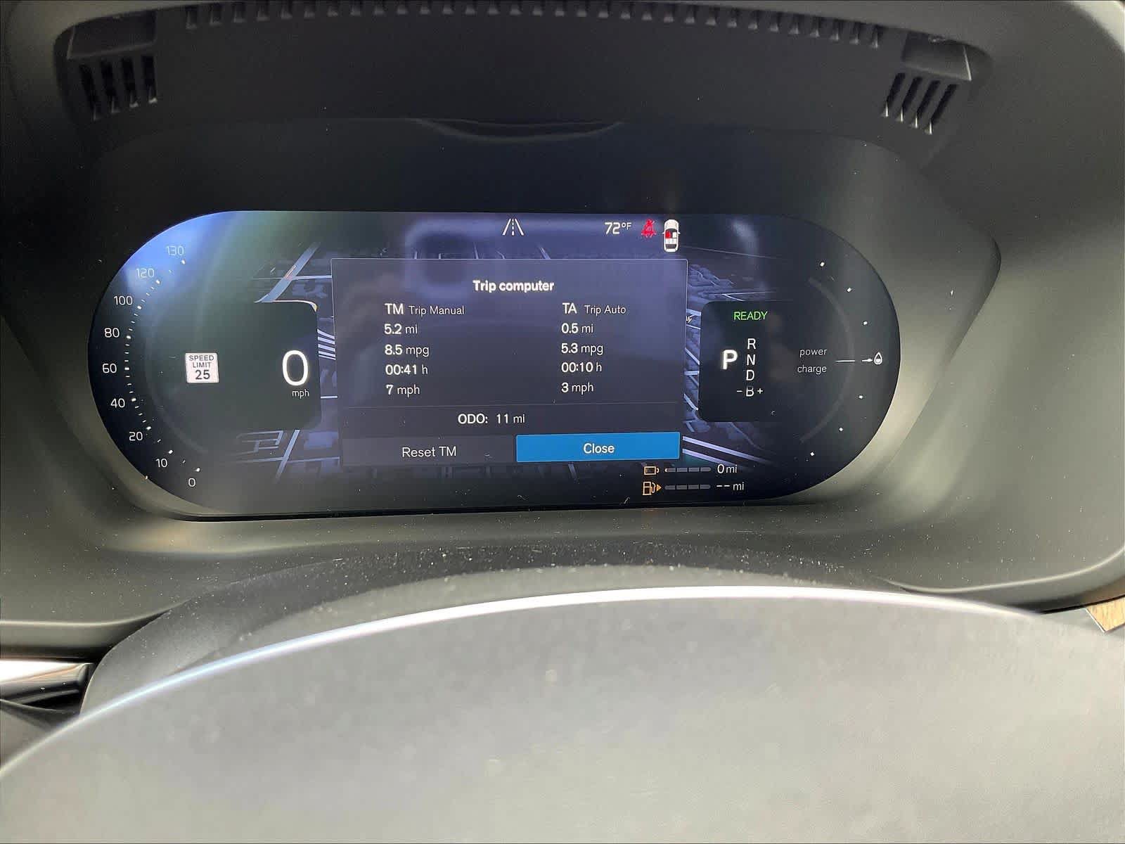 New 2026 Volvo XC60 T8 Plus w/ Climate Package PRO AWD/4WD image 19