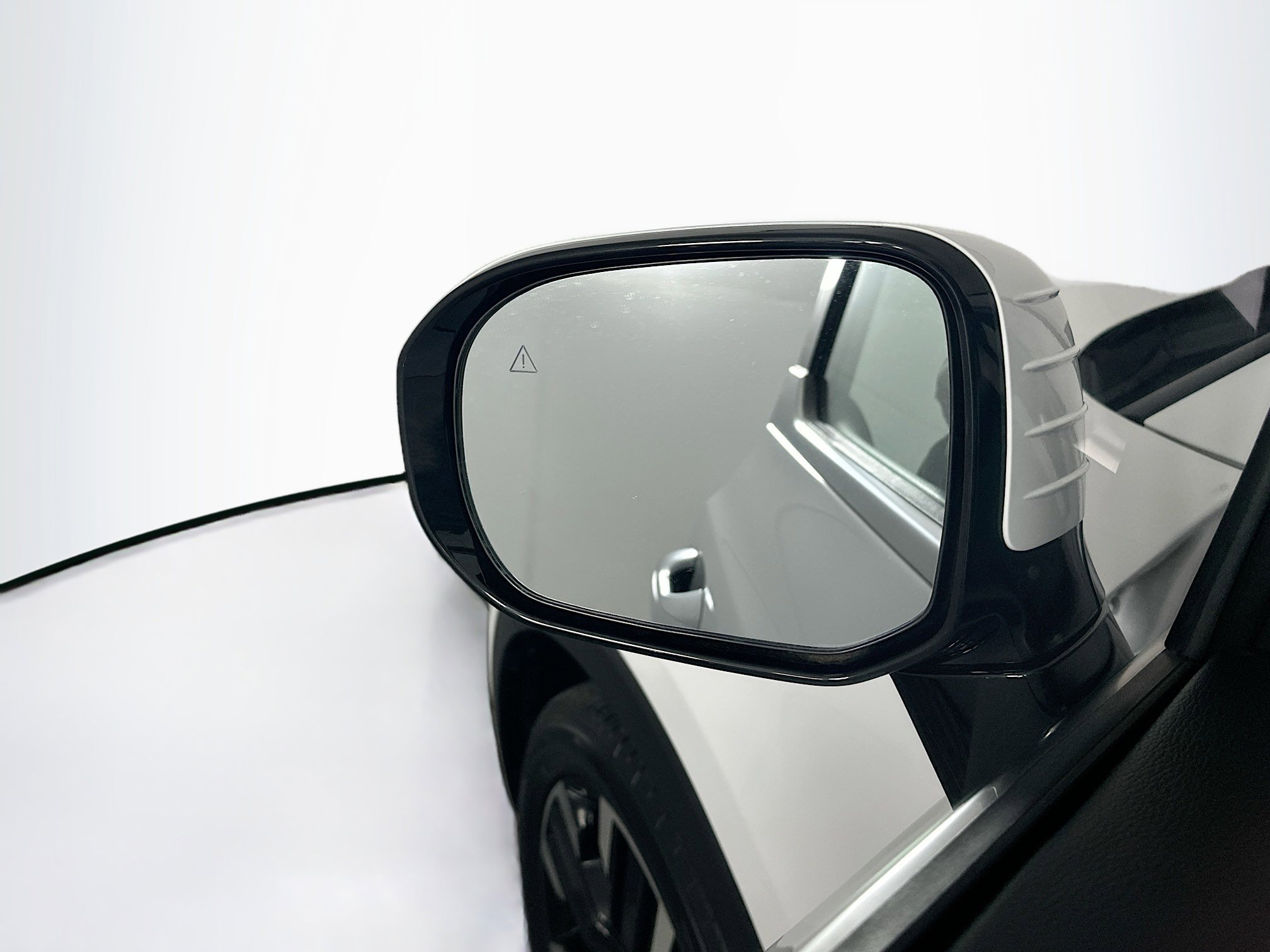 Used 2023 Kia Telluride SX FWD image 16