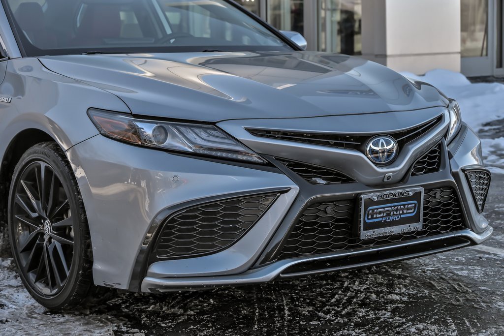 Used 2021 Toyota Camry XSE w/ Navigation Upgrade Package image 11