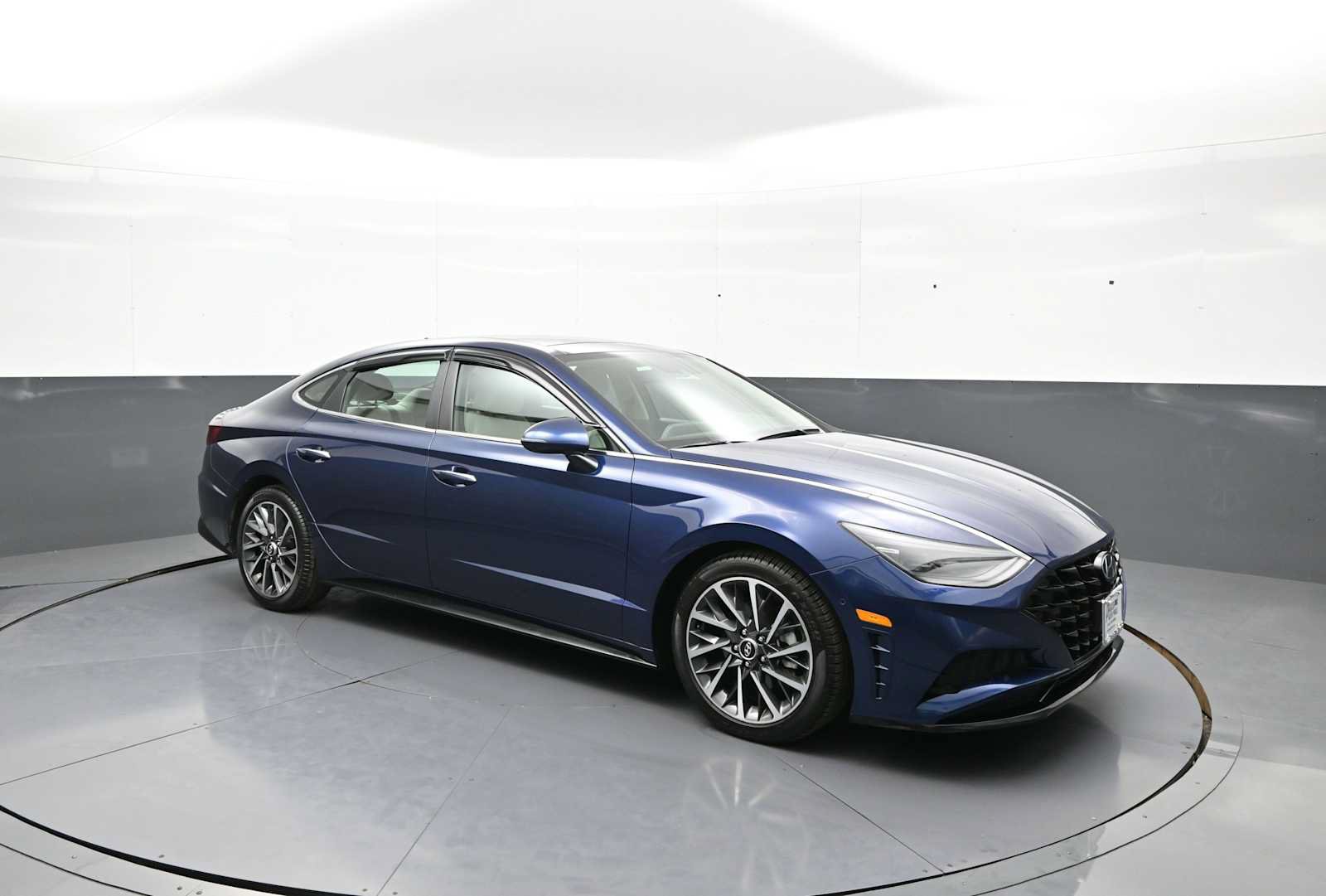 Certified 2022 Hyundai Sonata Limited FWD image 4