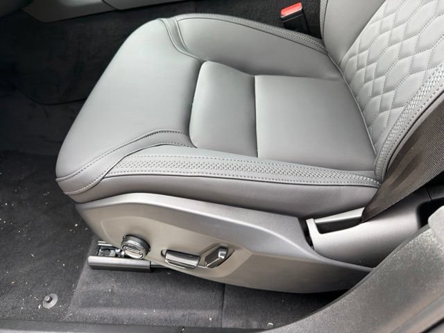 New 2027 Volvo XC90 B6 Plus AWD/4WD image 13