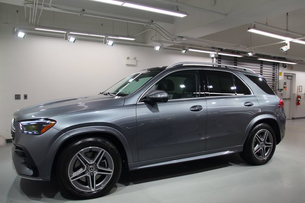 Certified 2025 Mercedes-Benz GLE 350 4MATIC image 4
