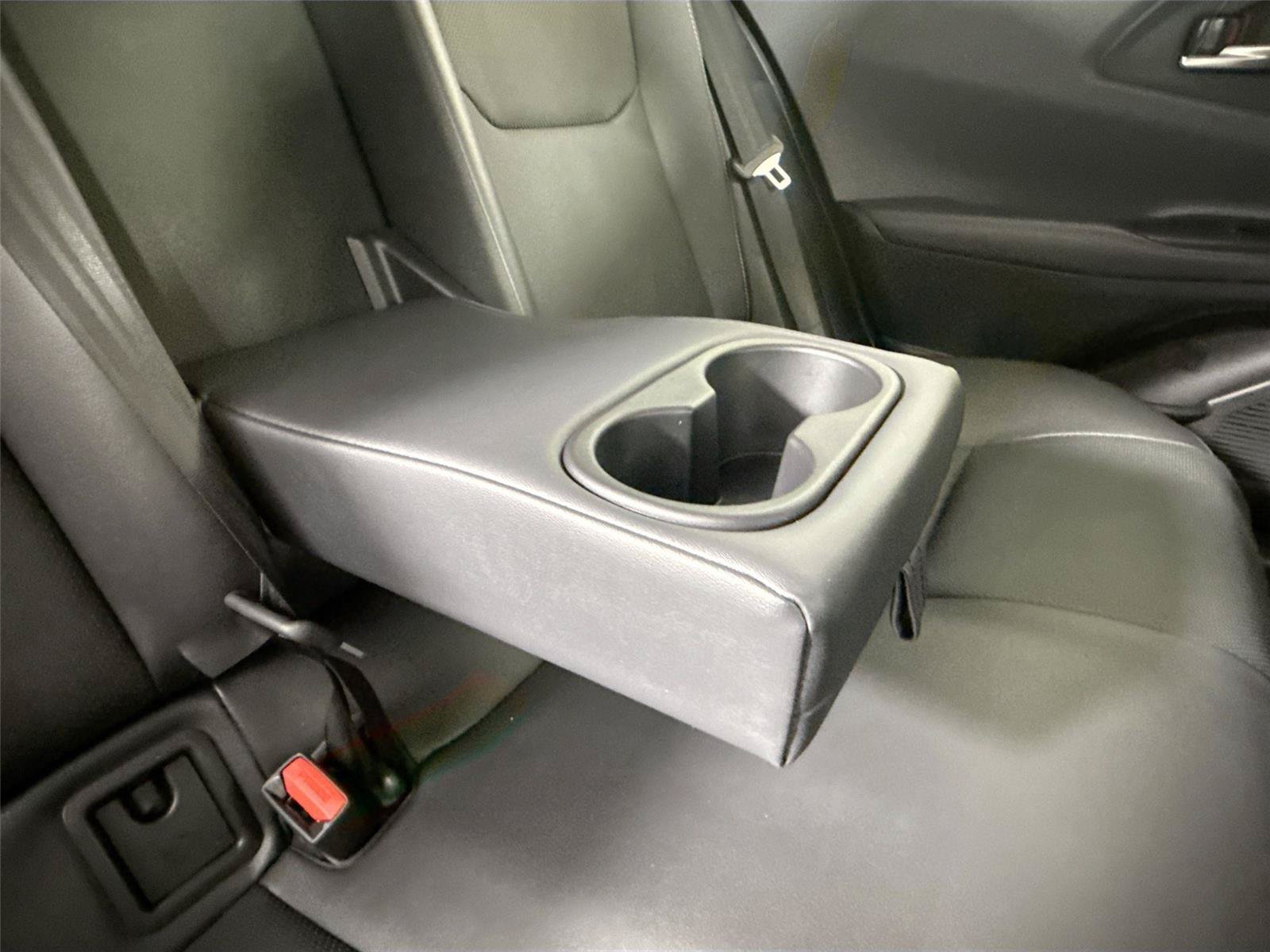 Certified 2025 Toyota Prius XLE FWD image 38