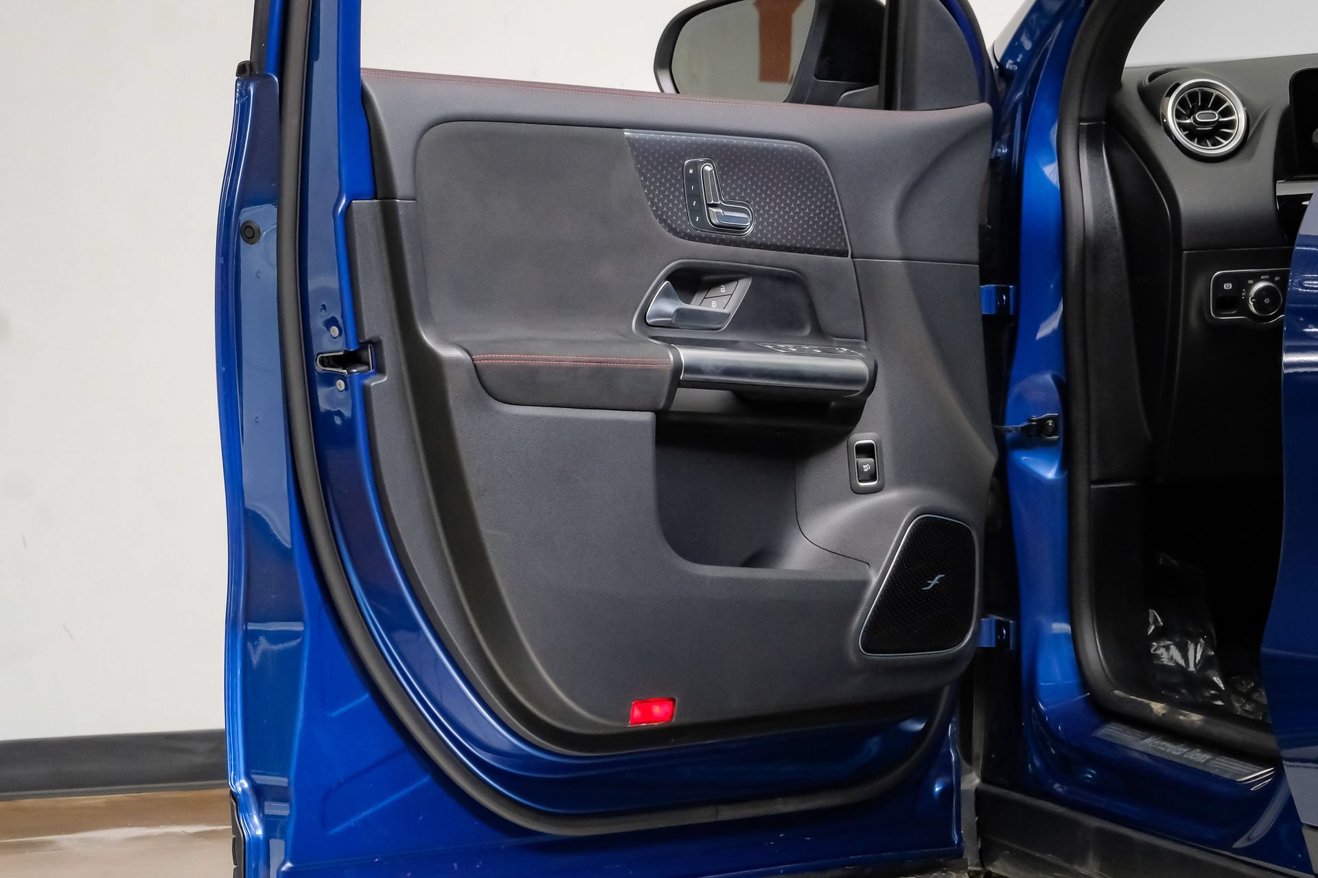 Used 2024 Mercedes-Benz GLA 250 image 41