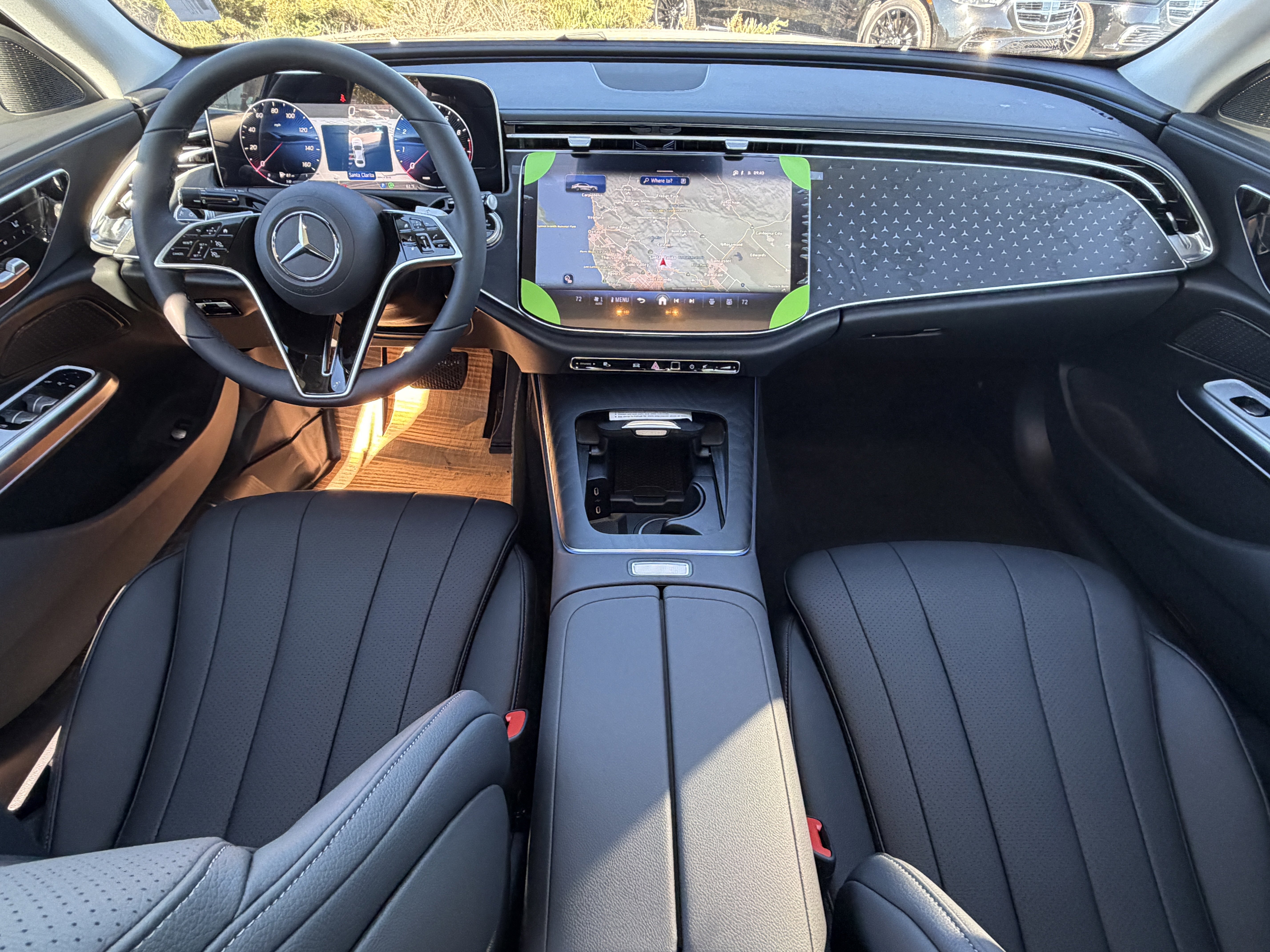 New 2026 Mercedes-Benz E 350 4MATIC Sedan image 25