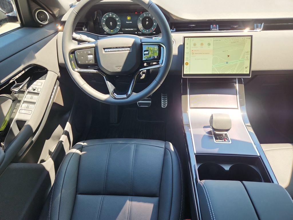 New 2026 Land Rover Range Rover Evoque Hoxton AWD/4WD image 4