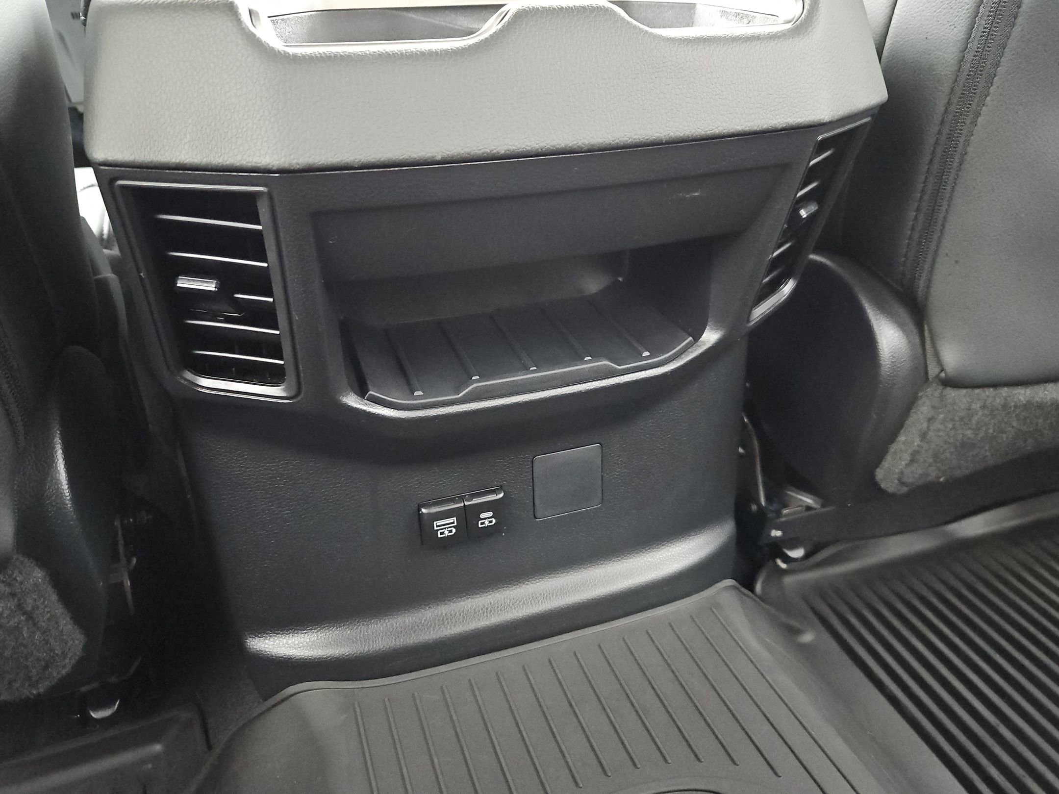 Used 2024 Toyota Tundra Limited w/ TRD Off-Road Package image 23