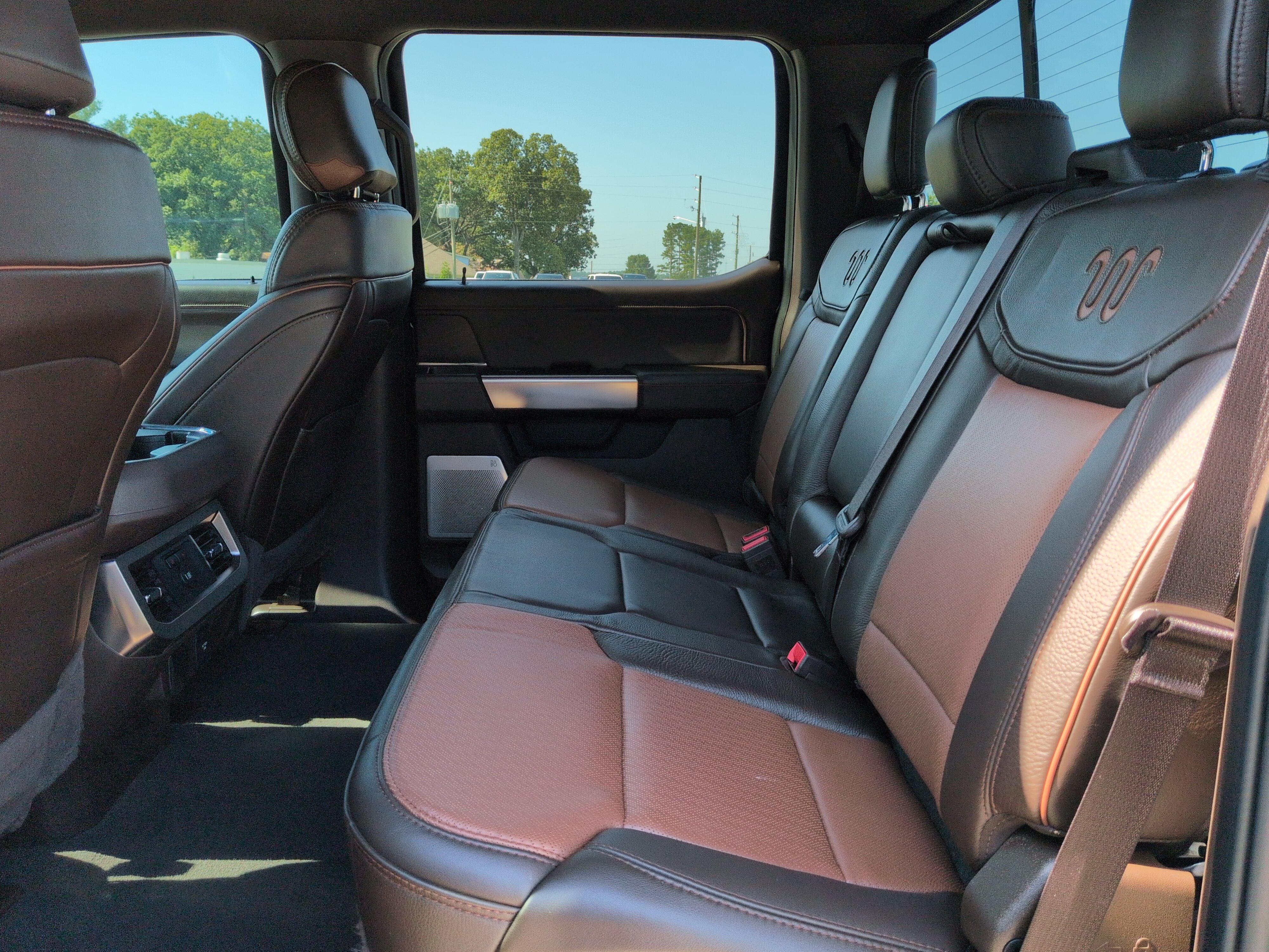 Certified 2023 Ford F250 King Ranch w/ Chrome Package AWD/4WD image 12