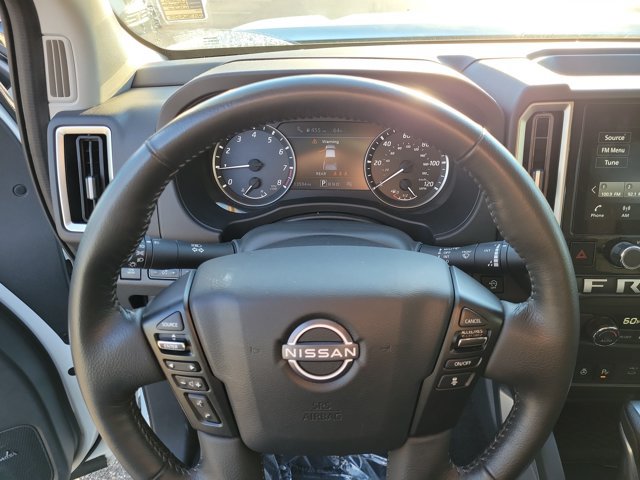Used 2025 Nissan Frontier SV w/ SV Convenience Package RWD image 23