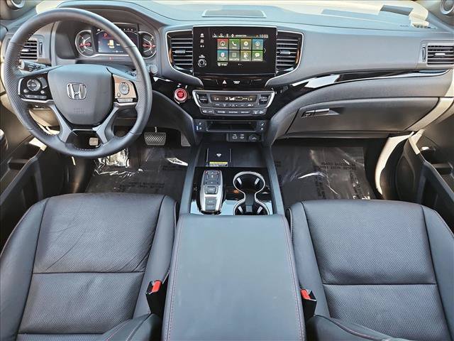 Used 2024 Honda Passport Black Edition image 18