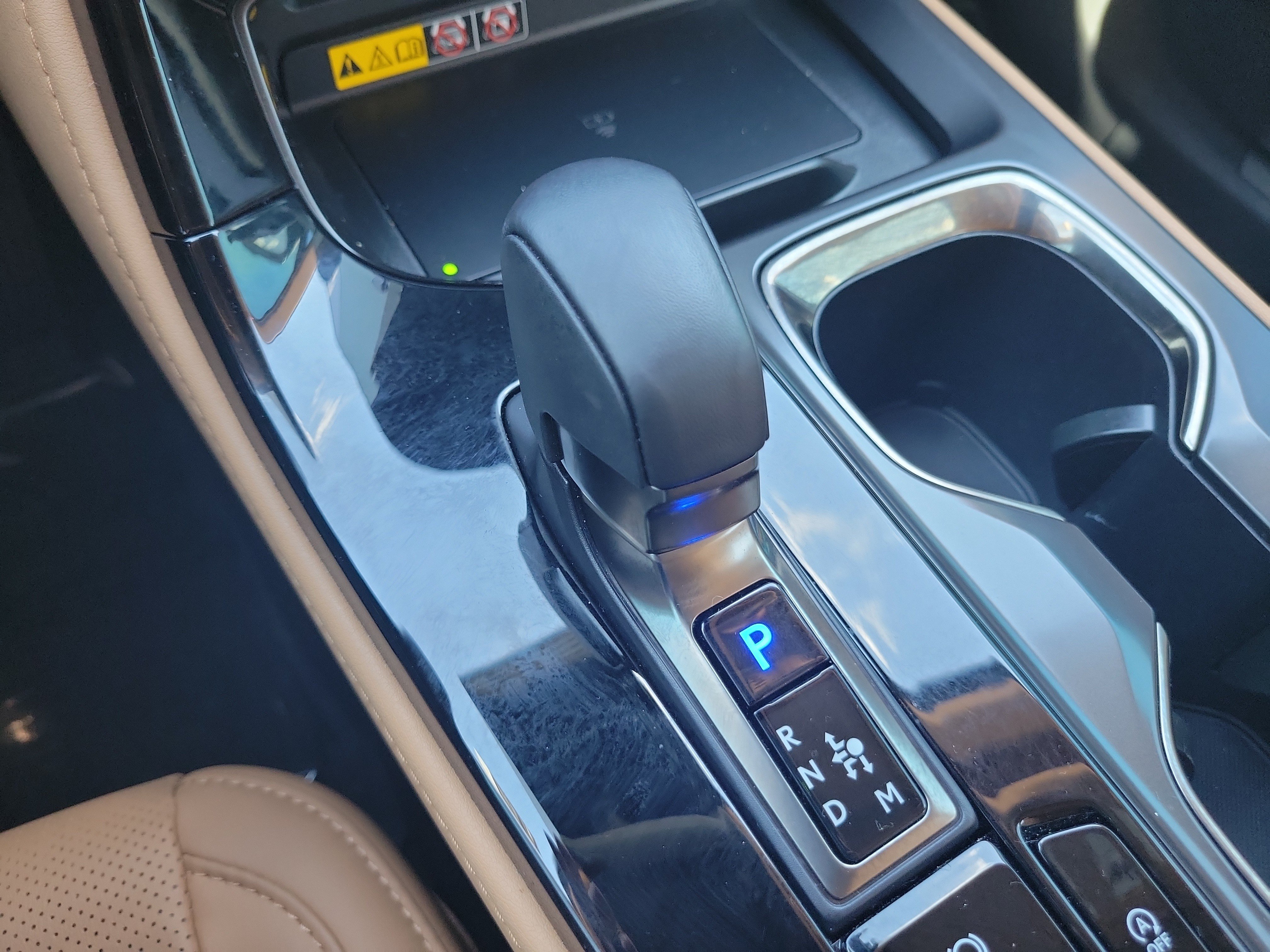 Used 2025 Lexus NX 250 FWD w/ Accessory Package (Z2) image 27