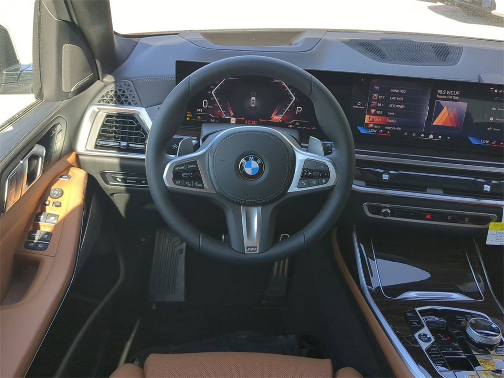New 2026 BMW X7 xDrive40i w/ Executive Package image 16