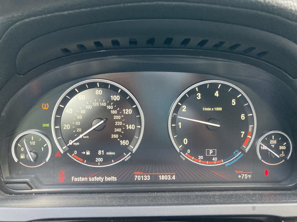 Used 2011 BMW 750Li xDrive AWD/4WD image 25