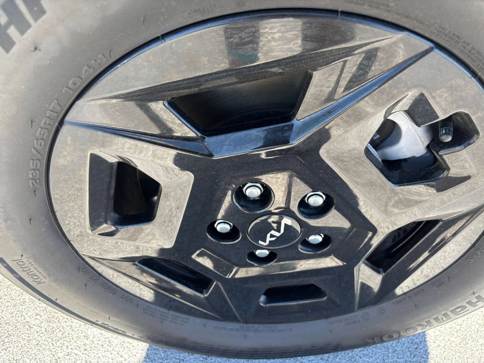 Used 2026 Kia Carnival FWD image 33