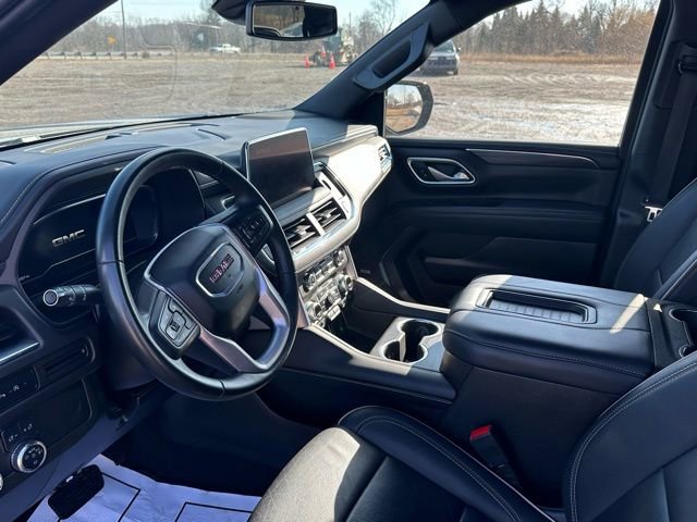 Used 2024 GMC Yukon XL SLT image 43