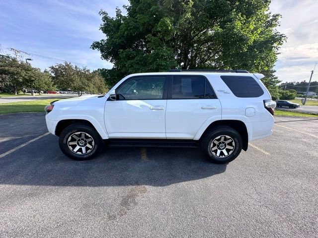 Used 2019 Toyota 4Runner TRD Off-Road Premium AWD/4WD image 6