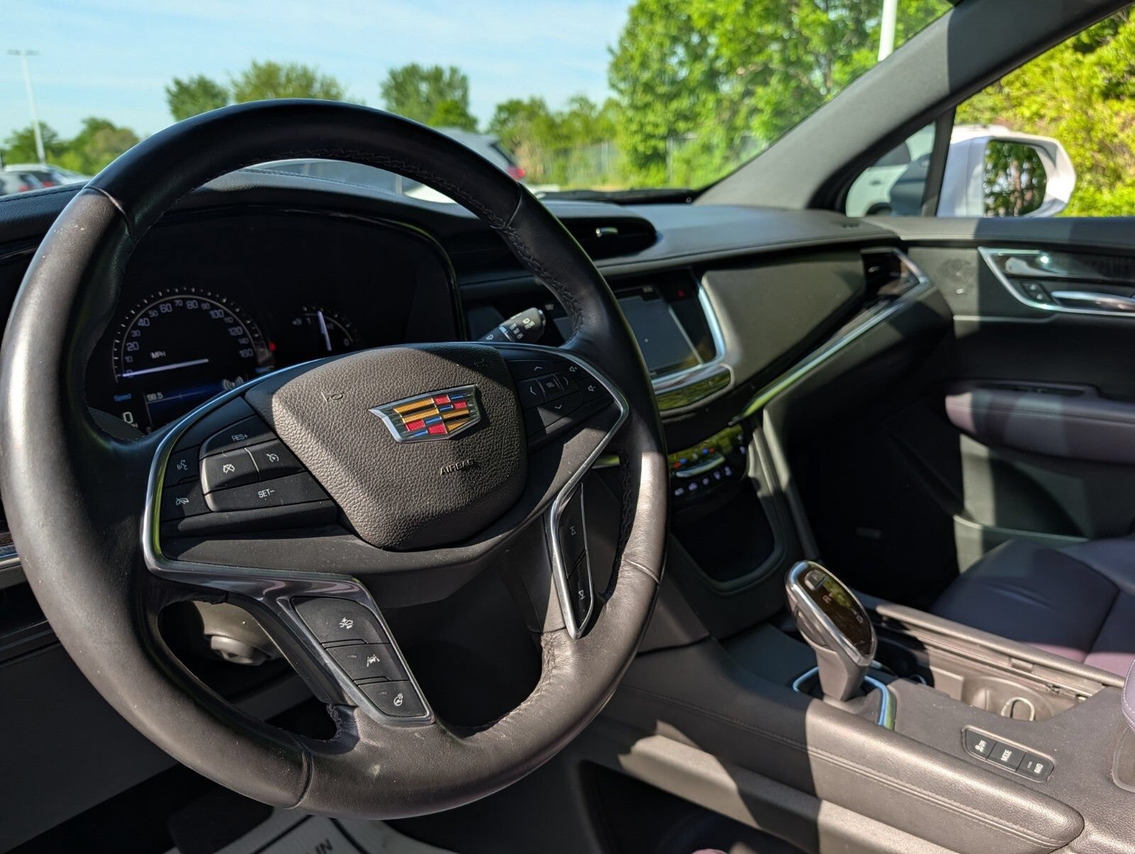 Used 2017 Cadillac XT5 Premium Luxury AWD/4WD image 31