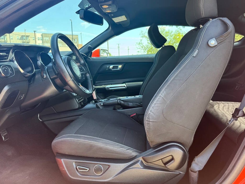 Used 2016 Ford Mustang Coupe w/ Equipment Group 051A RWD image 8
