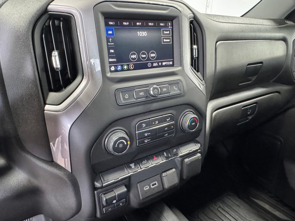 Used 2022 Chevrolet Silverado 2500 Custom w/ Custom Value Package AWD/4WD image 19