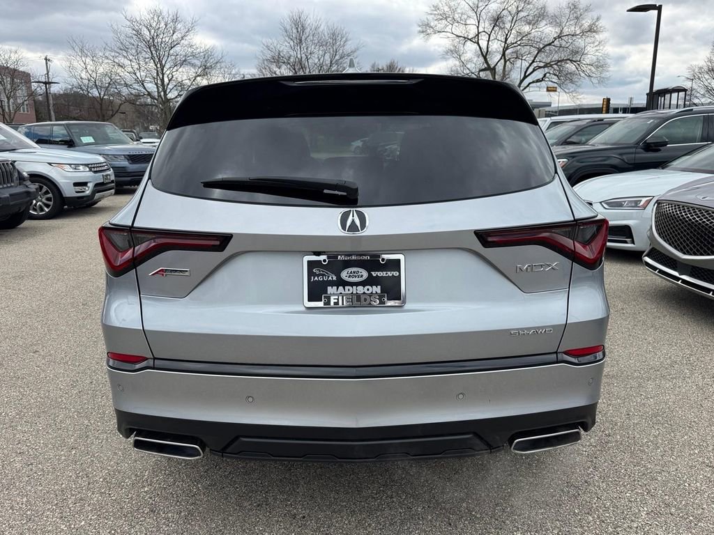 Used 2022 Acura MDX A-Spec image 3