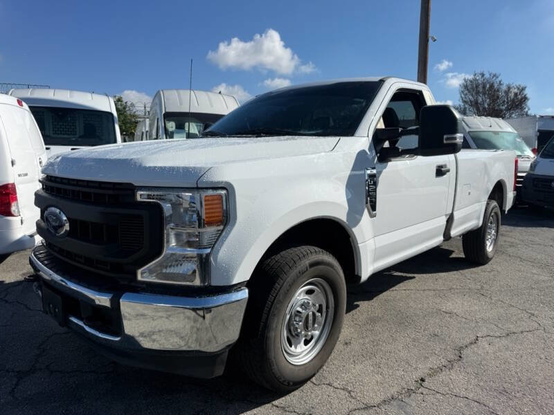 Used 2022 Ford F250 XL w/ Power Equipment Group image 3