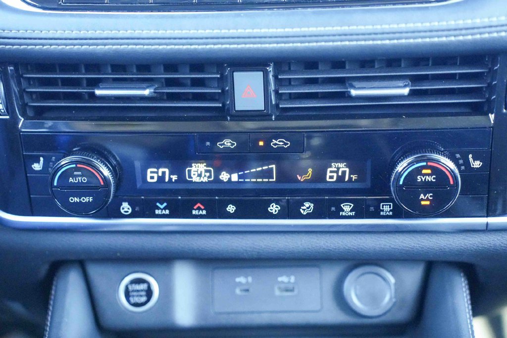 Used 2021 Nissan Rogue Platinum AWD/4WD image 43