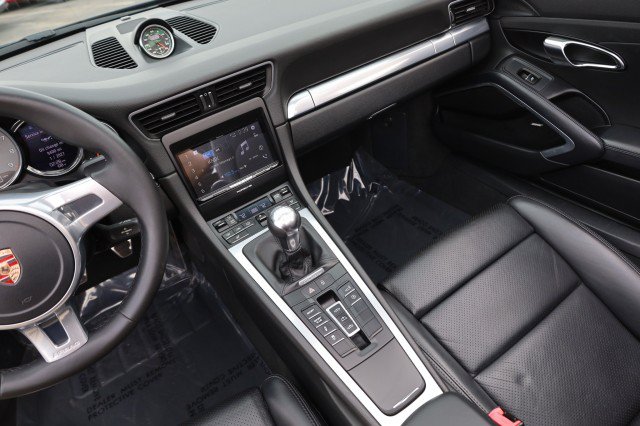 Used 2015 Porsche 911 Carrera S RWD image 33
