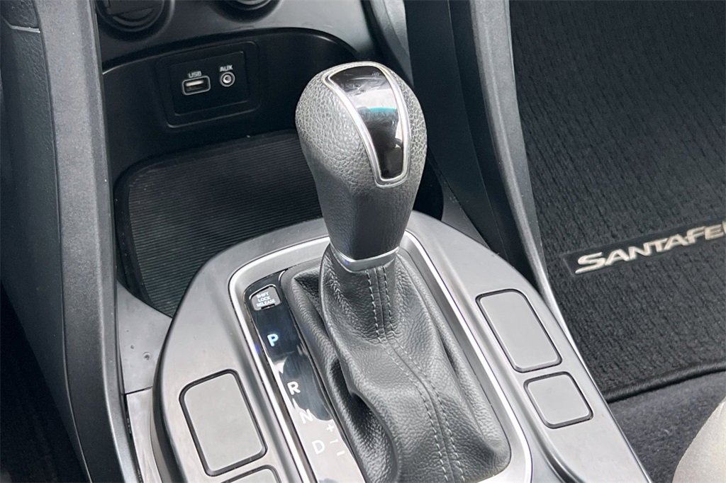 Used 2017 Hyundai Santa Fe Sport image 23