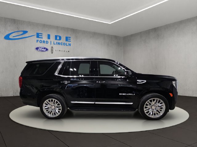 Used 2024 GMC Yukon Denali w/ Advanced Technology Package AWD/4WD image 7
