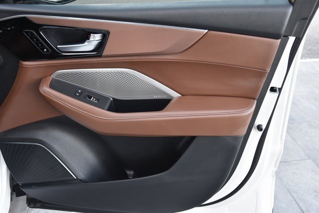 Used 2024 Acura MDX SH-AWD w/ Technology Package image 19