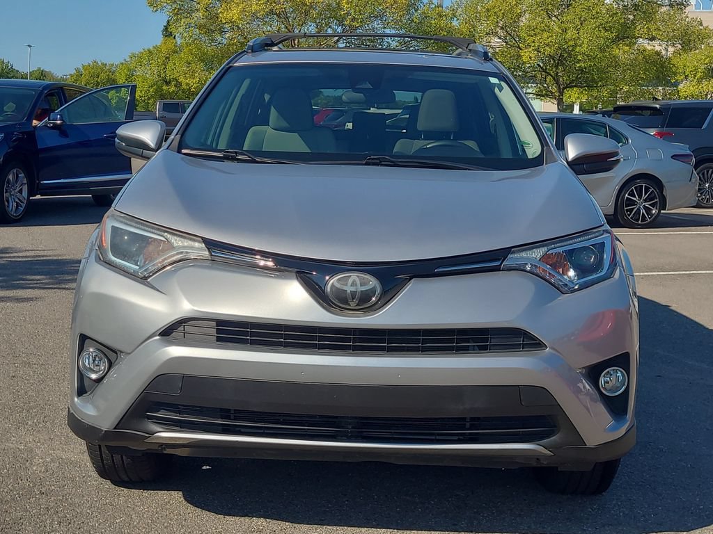Used 2018 Toyota RAV4 XLE w/ Plus Extra Value Package FWD image 8