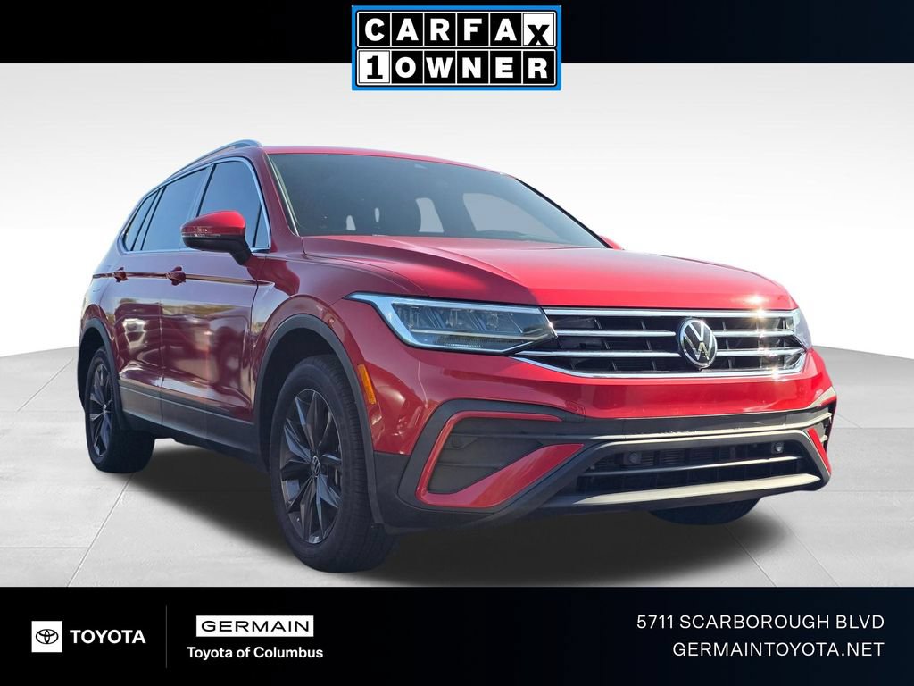 Used 2023 Volkswagen Tiguan SE FWD image 1