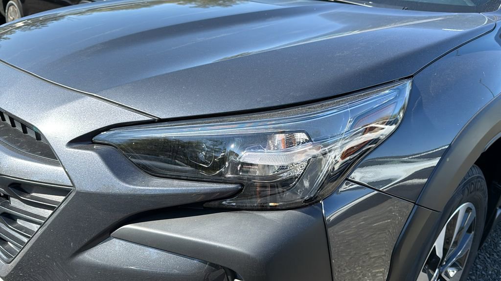 New 2025 Subaru Outback Touring XT image 4