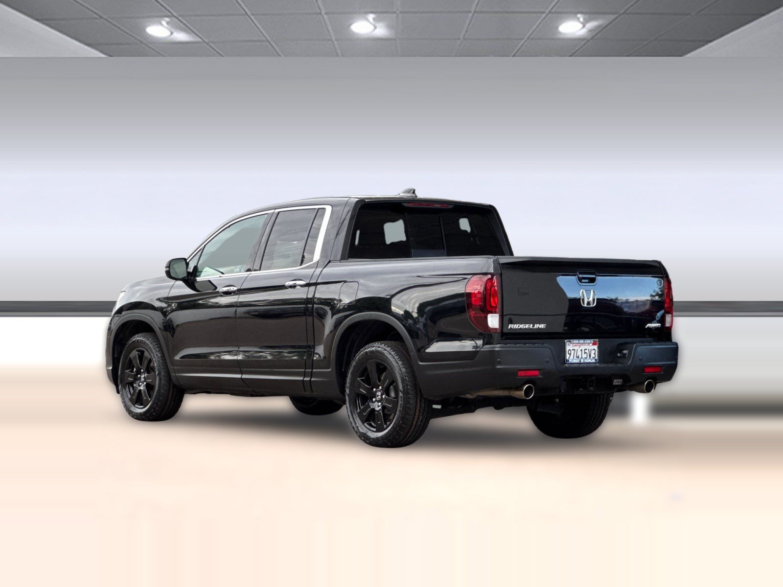 Used 2023 Honda Ridgeline RTL-E image 3