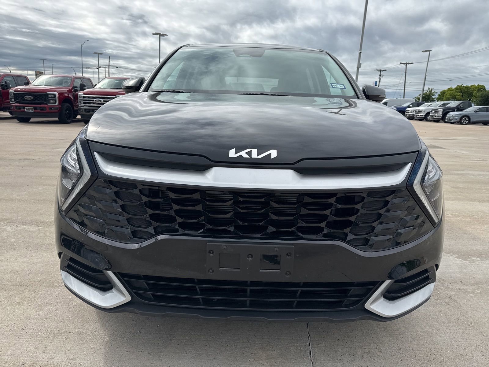 Used 2023 Kia Sportage EX image 8