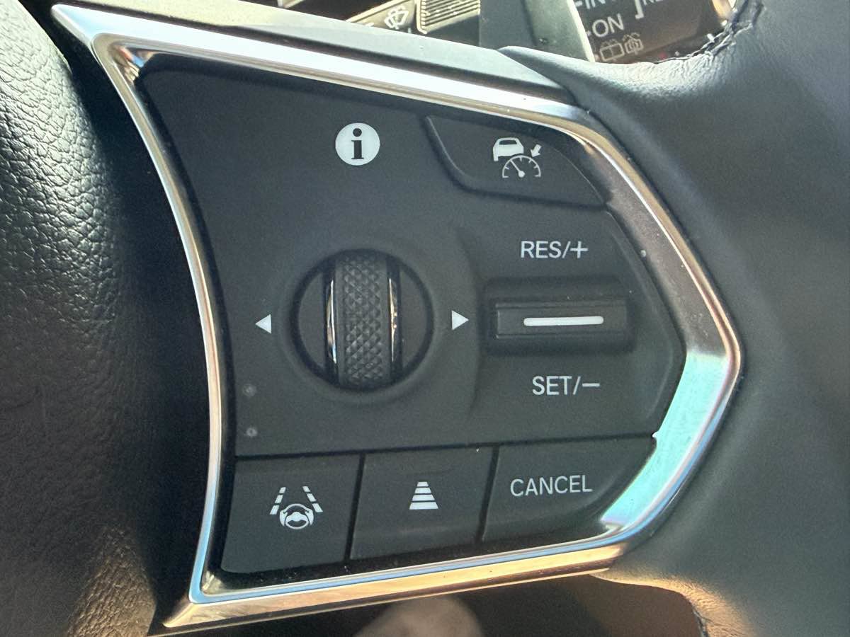 Used 2024 Acura MDX w/ Advance Package AWD/4WD image 35