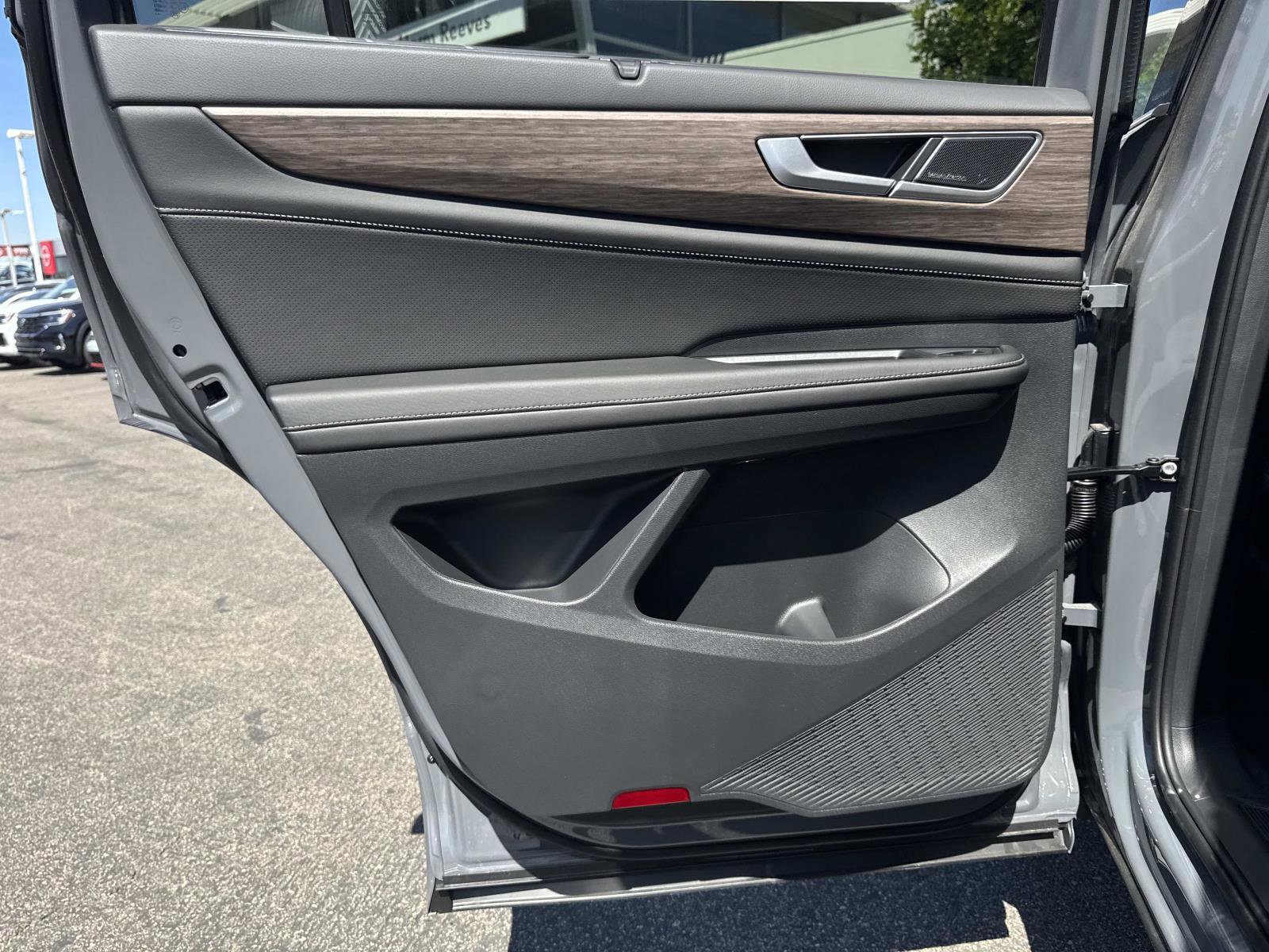 New 2026 Volkswagen Atlas SEL Premium R-Line image 24