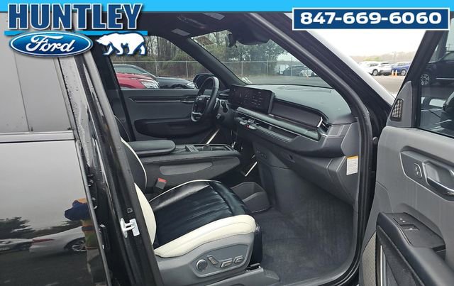 Used 2024 Kia EV9 GT-Line AWD/4WD image 7