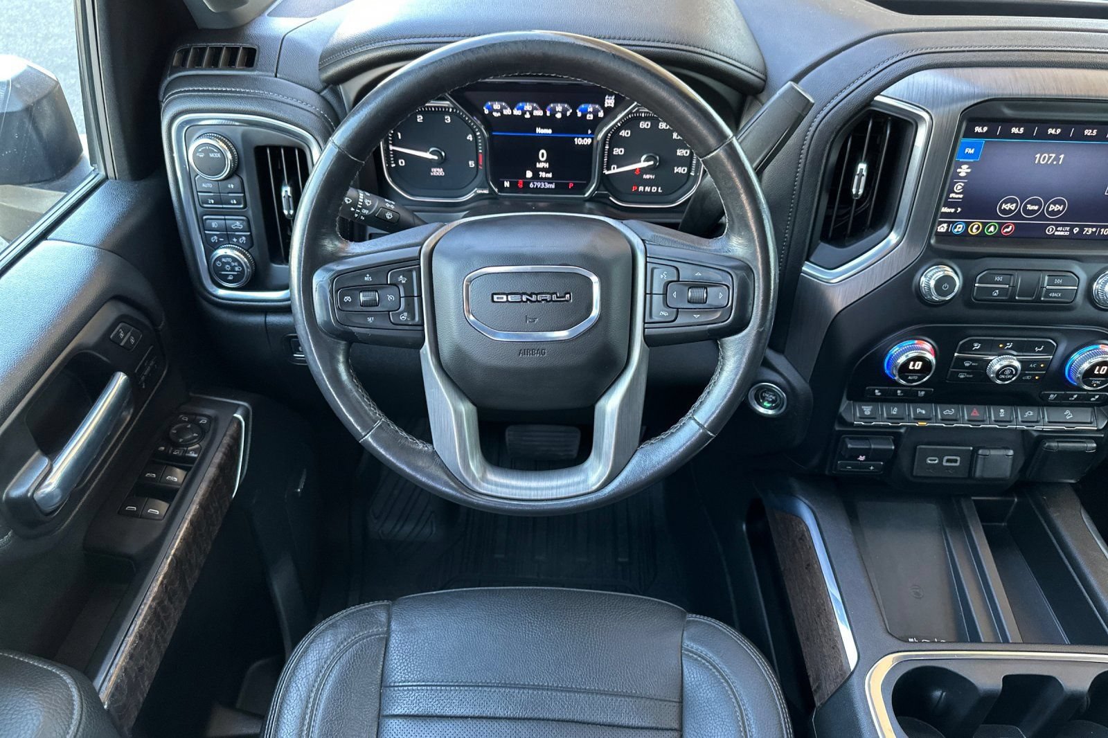 Used 2021 GMC Sierra 2500 Denali w/ Denali Ultimate Package AWD/4WD image 15