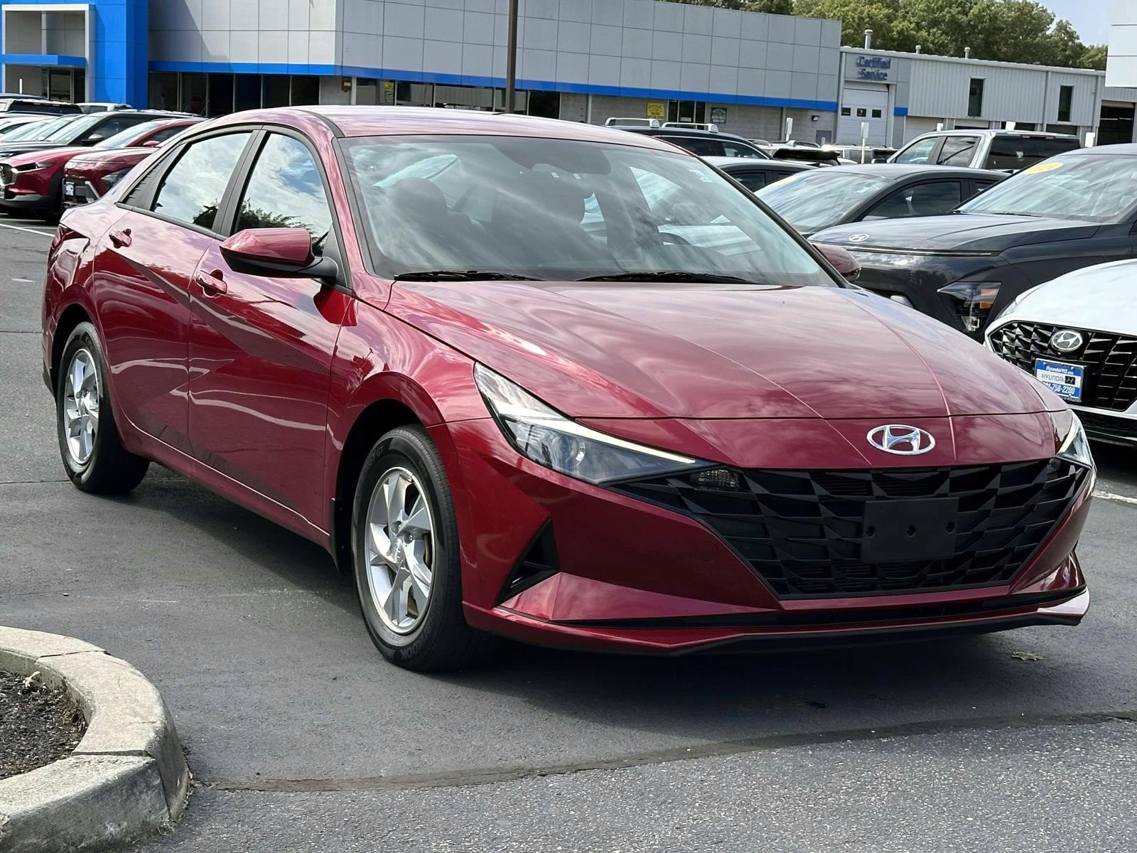 Used 2023 Hyundai Elantra SE FWD image 5