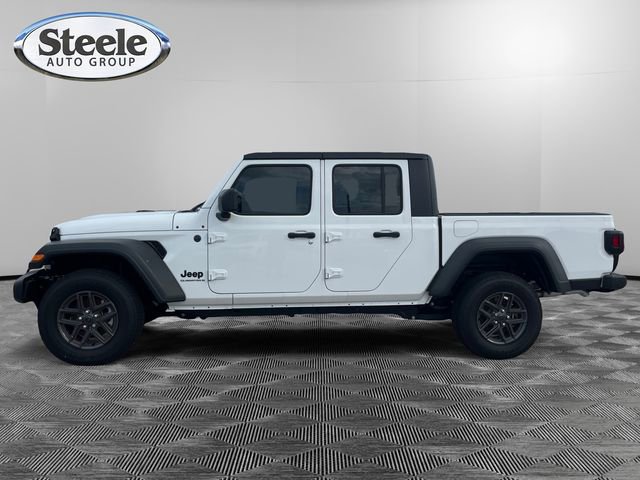 New 2025 Jeep Gladiator Sport image 2