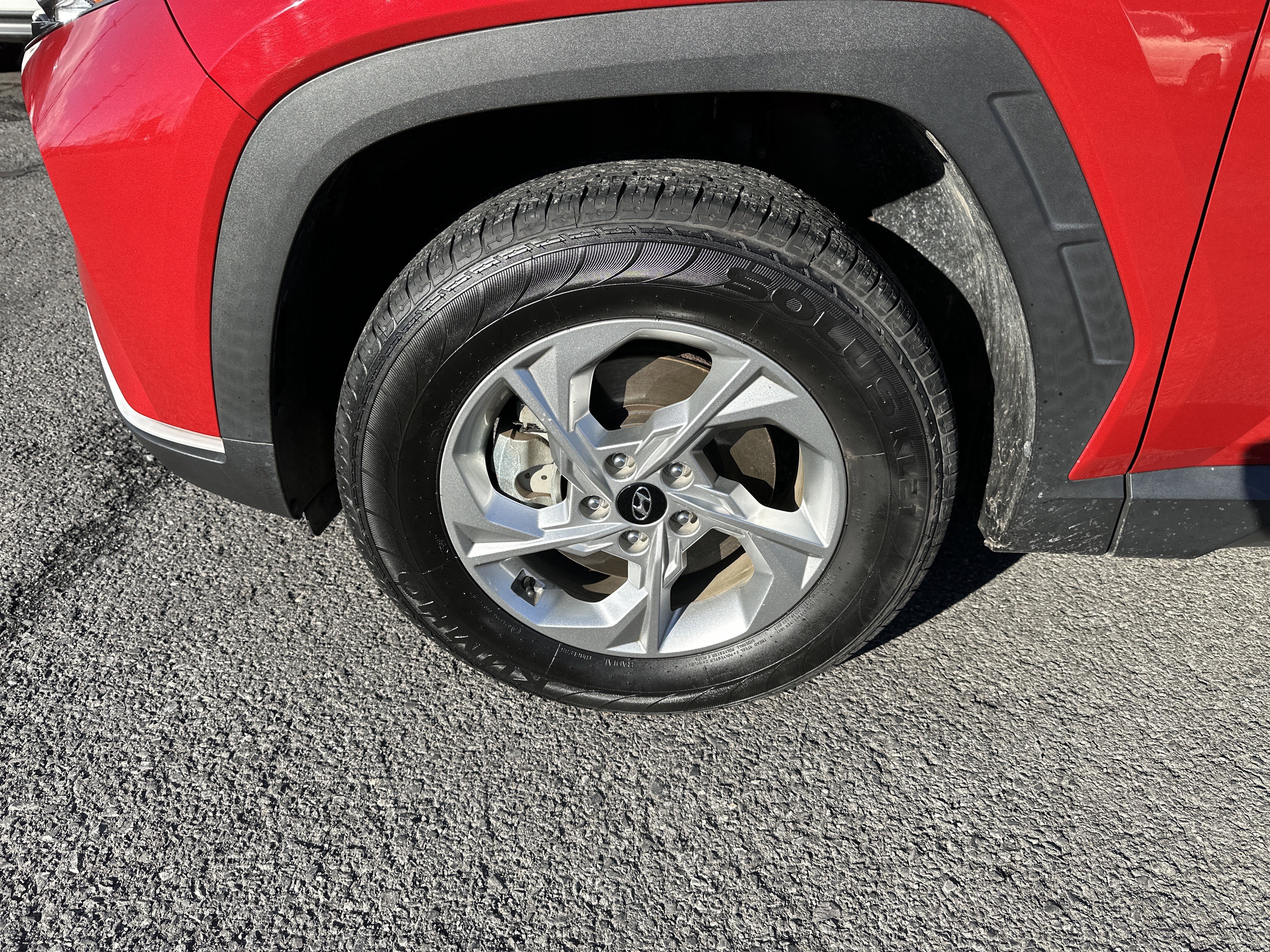 Used 2022 Hyundai Tucson SE image 11