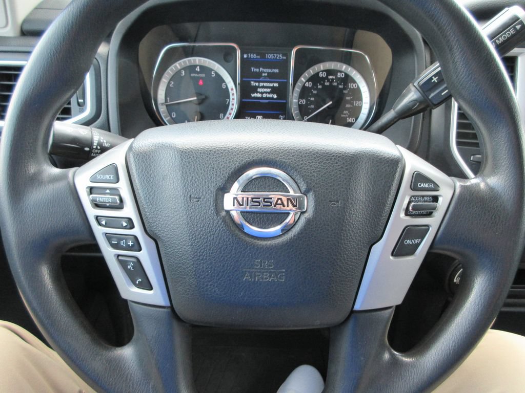 Used 2019 Nissan Titan S AWD/4WD image 17