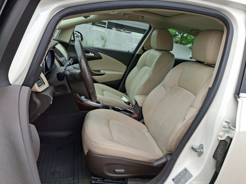 Used 2014 Buick Verano Convenience FWD image 24