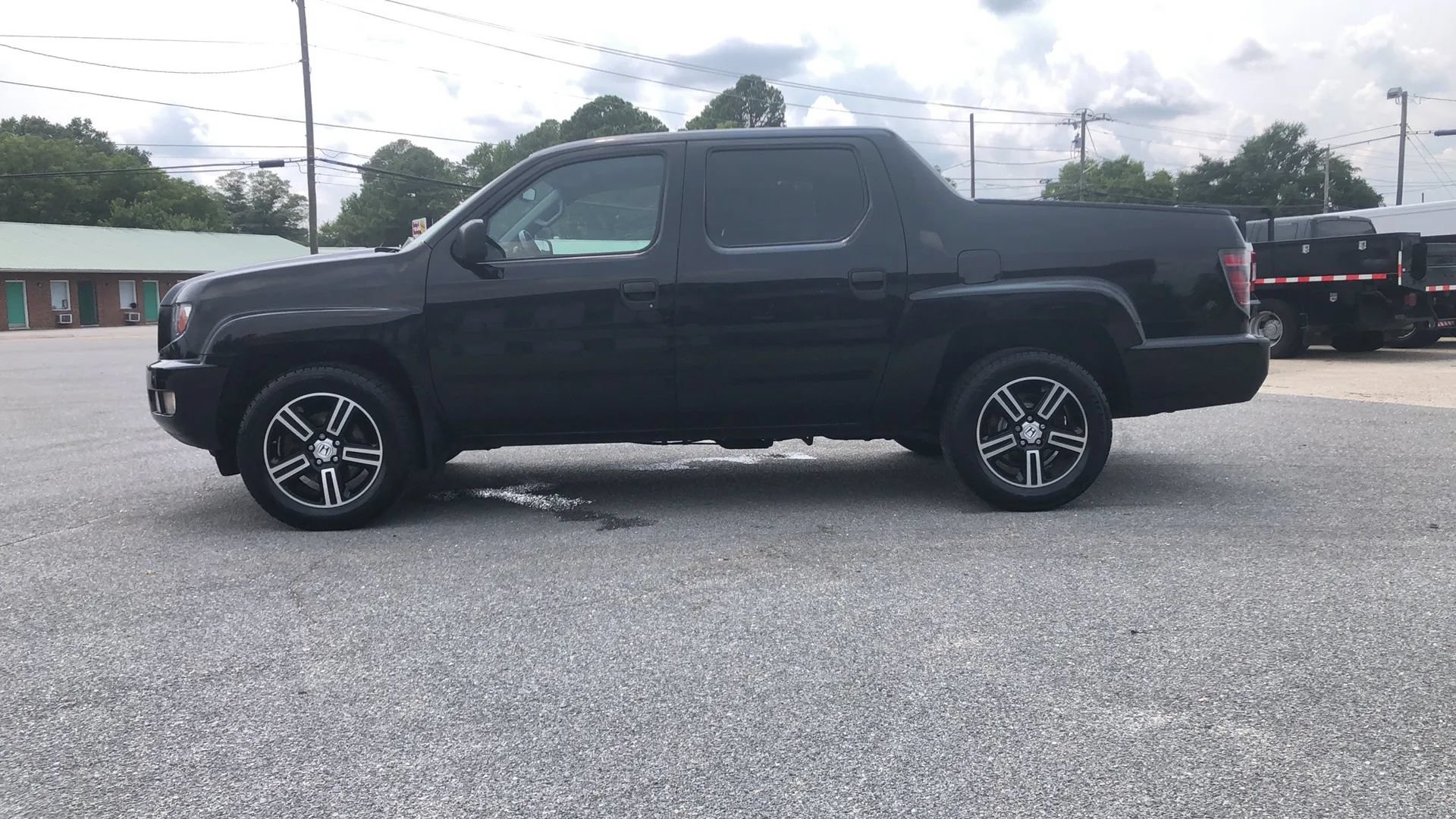 Used 2014 Honda Ridgeline Sport image 9