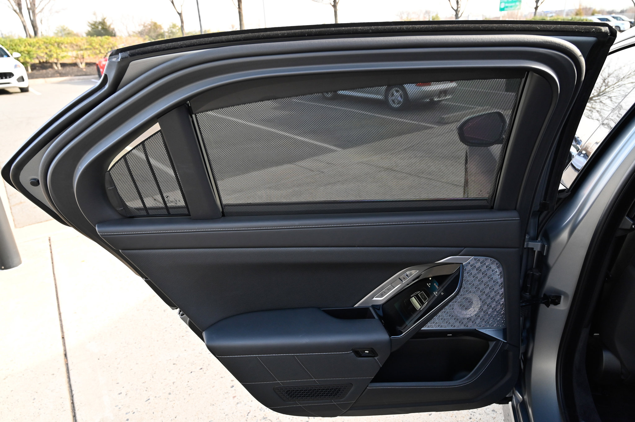 Used 2023 BMW 760i xDrive 760i xDrive image 37