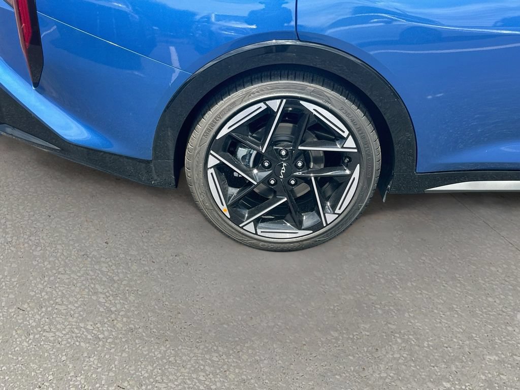New 2026 Kia K4 GT-Line w/ GT-Line Premium Package FWD image 32