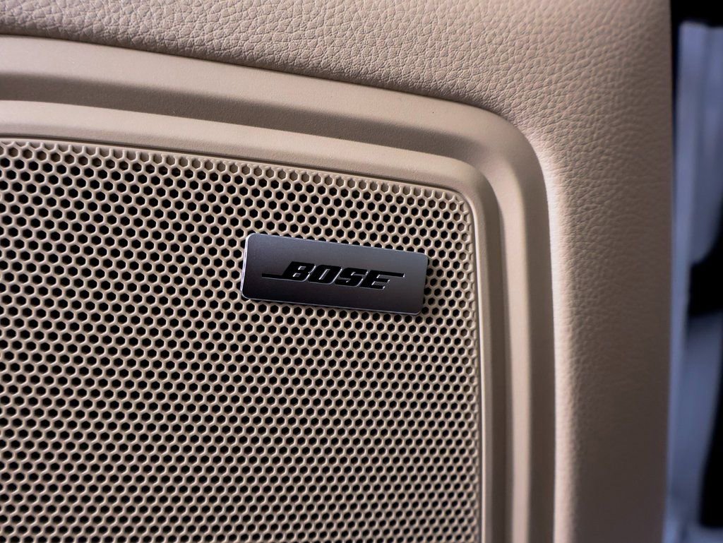 New 2026 Porsche Macan S image 18