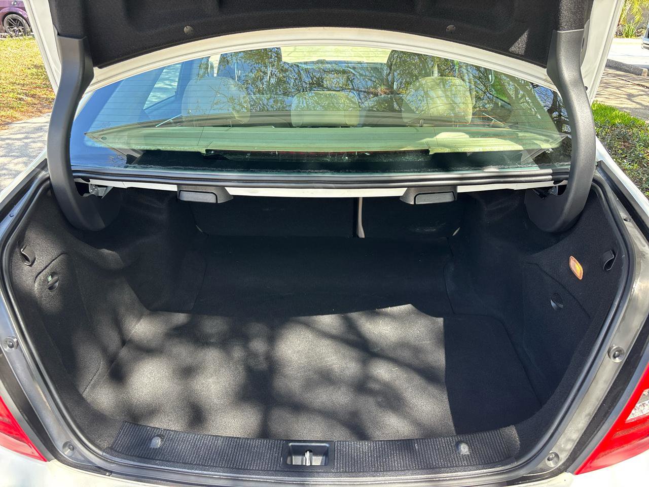 Used 2014 Mercedes-Benz C 250 Sedan image 24